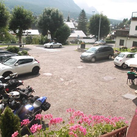 Hotel Da Beppe Sello Cortina d'Ampezzo Bagian luar foto