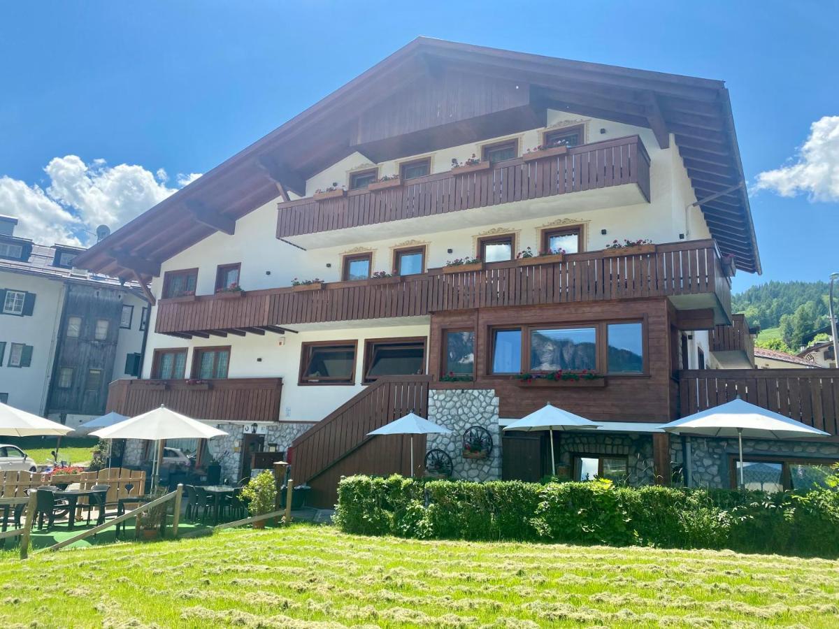 Hotel Da Beppe Sello Cortina d'Ampezzo Bagian luar foto