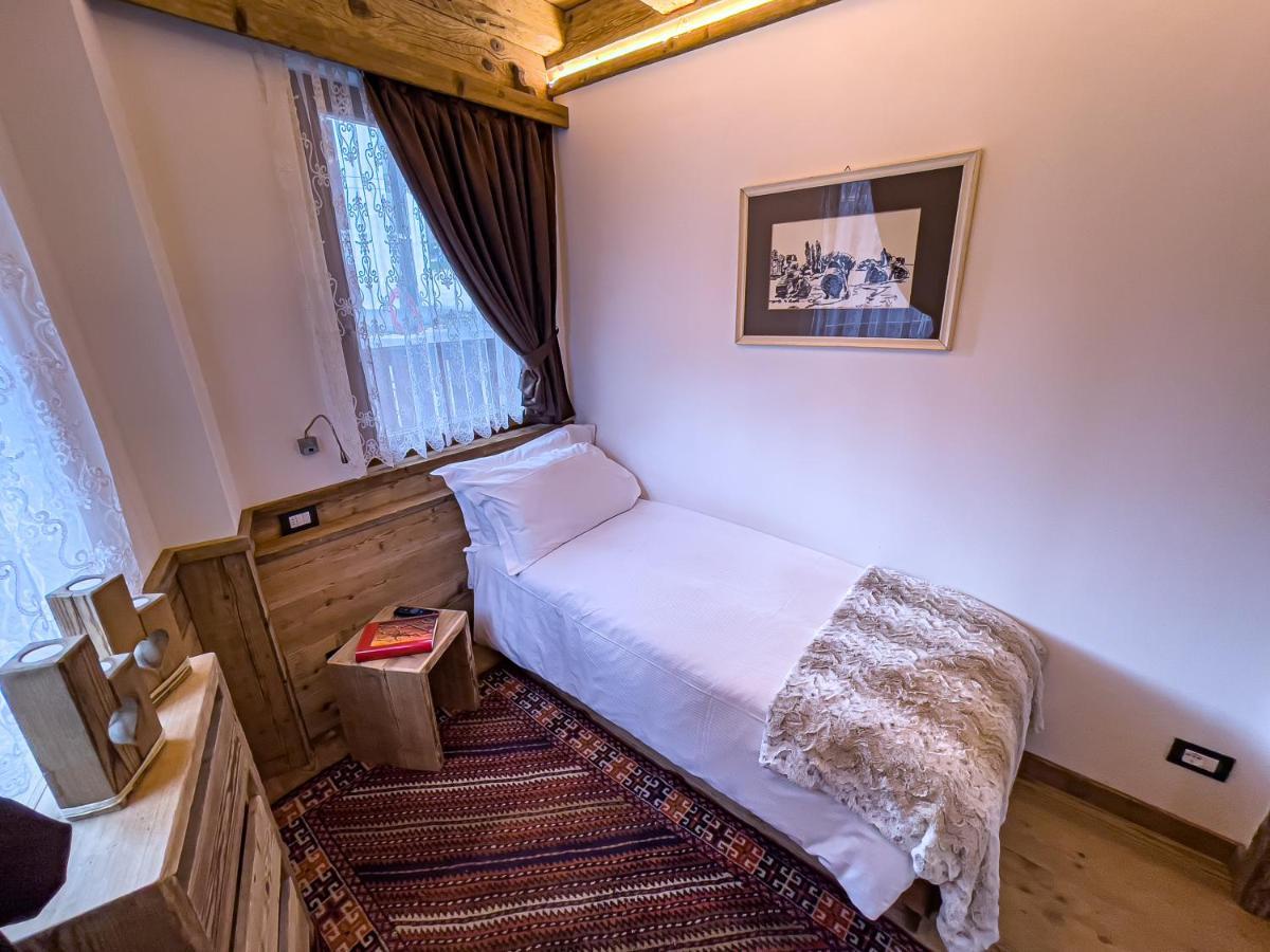 Hotel Da Beppe Sello Cortina d'Ampezzo Bagian luar foto
