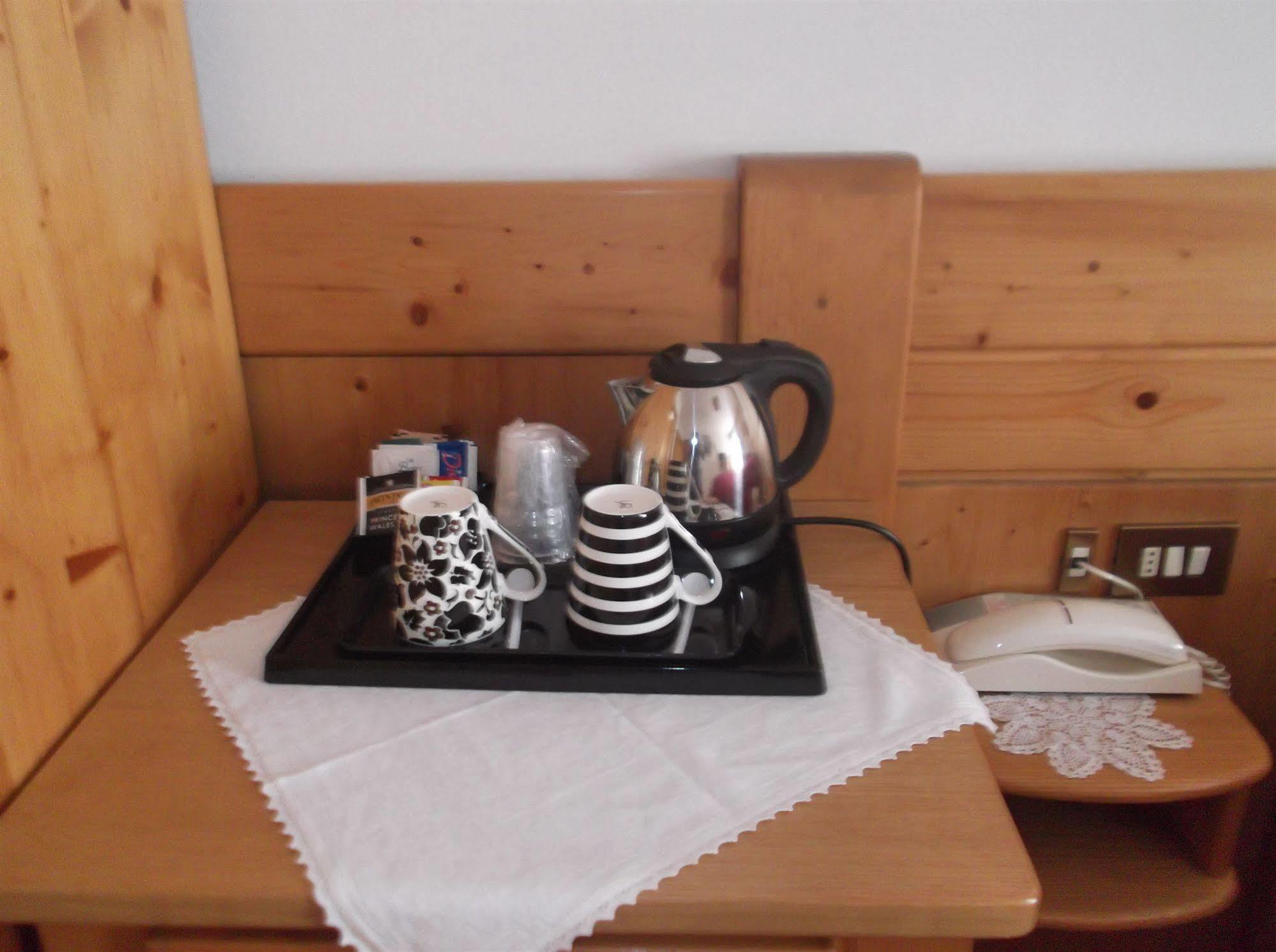 Hotel Da Beppe Sello Cortina d'Ampezzo Bagian luar foto